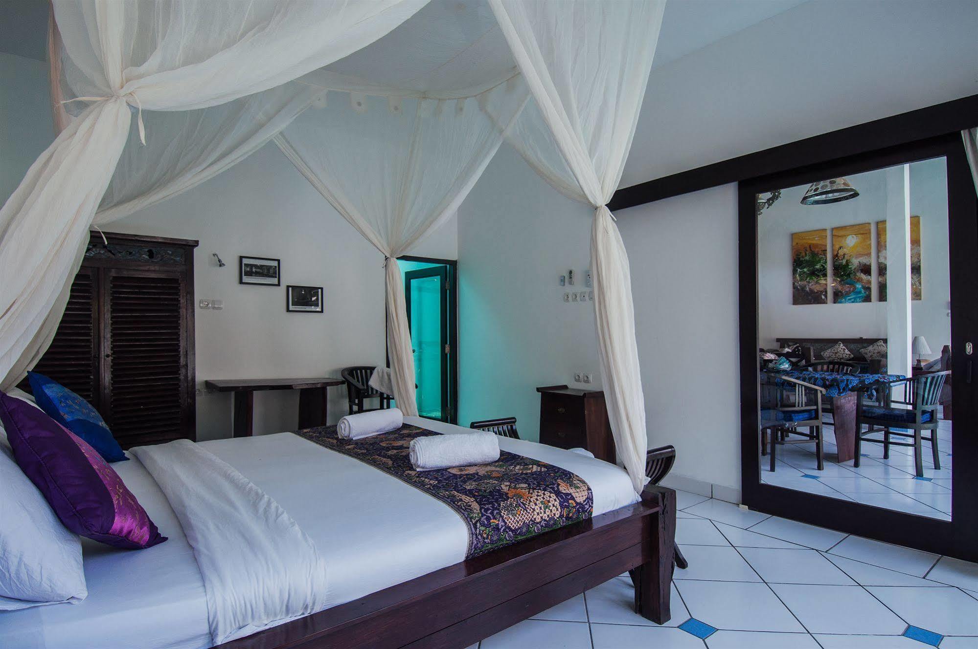 Ambary House Gili Trawangan- 2 Bedroom Private Villa, Pool Luaran gambar