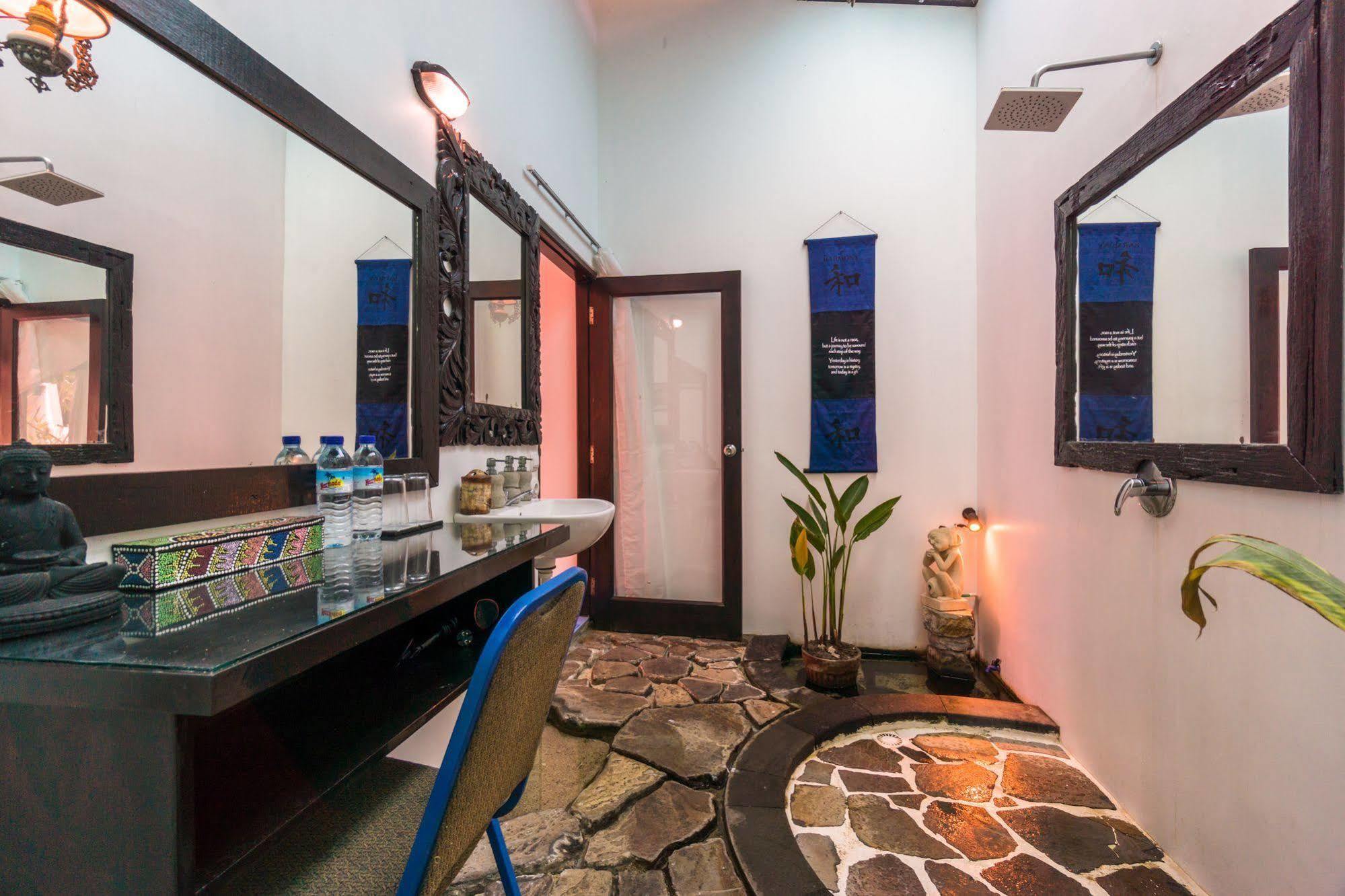 Ambary House Gili Trawangan- 2 Bedroom Private Villa, Pool Luaran gambar