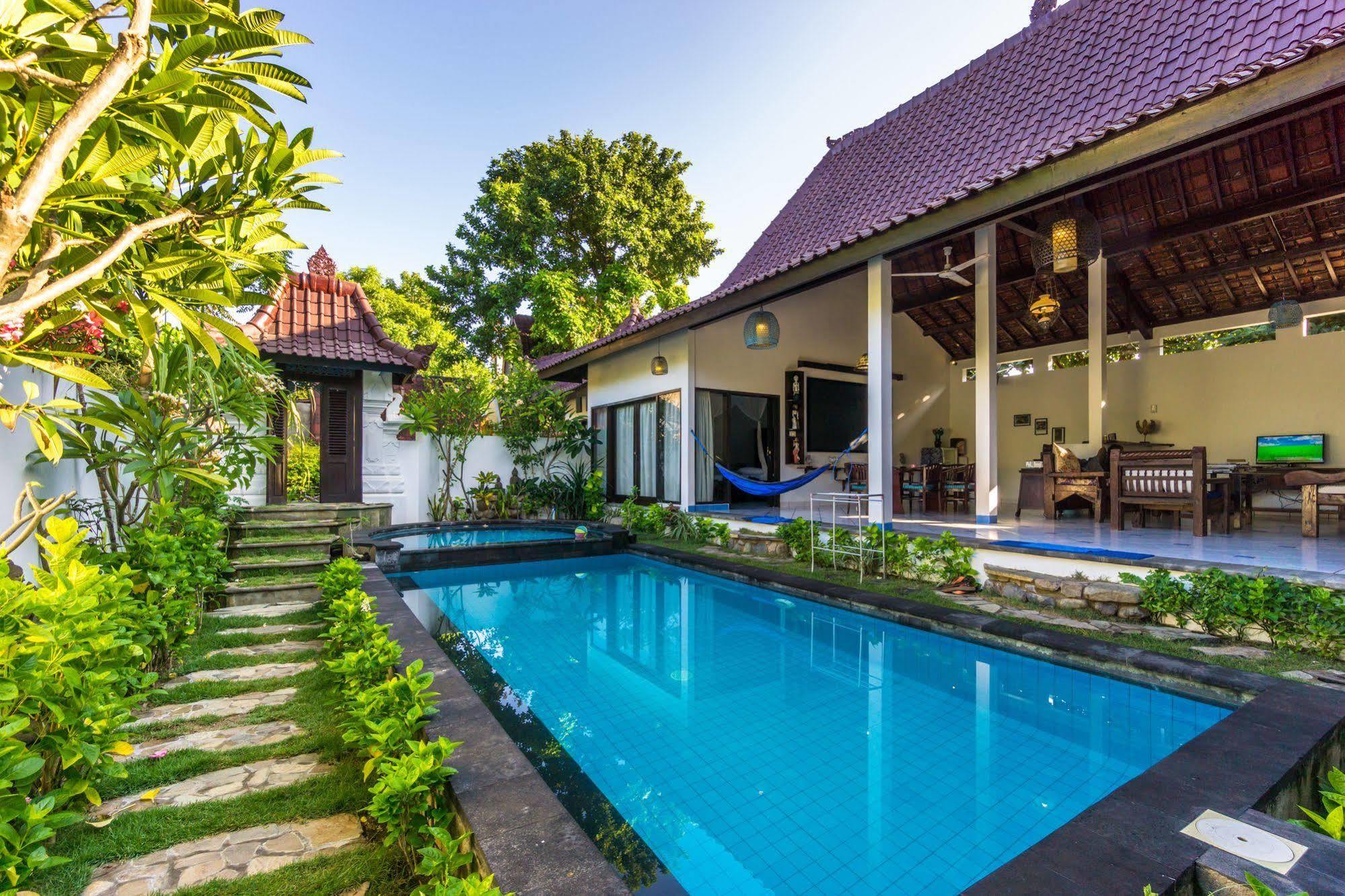Ambary House Gili Trawangan- 2 Bedroom Private Villa, Pool Luaran gambar
